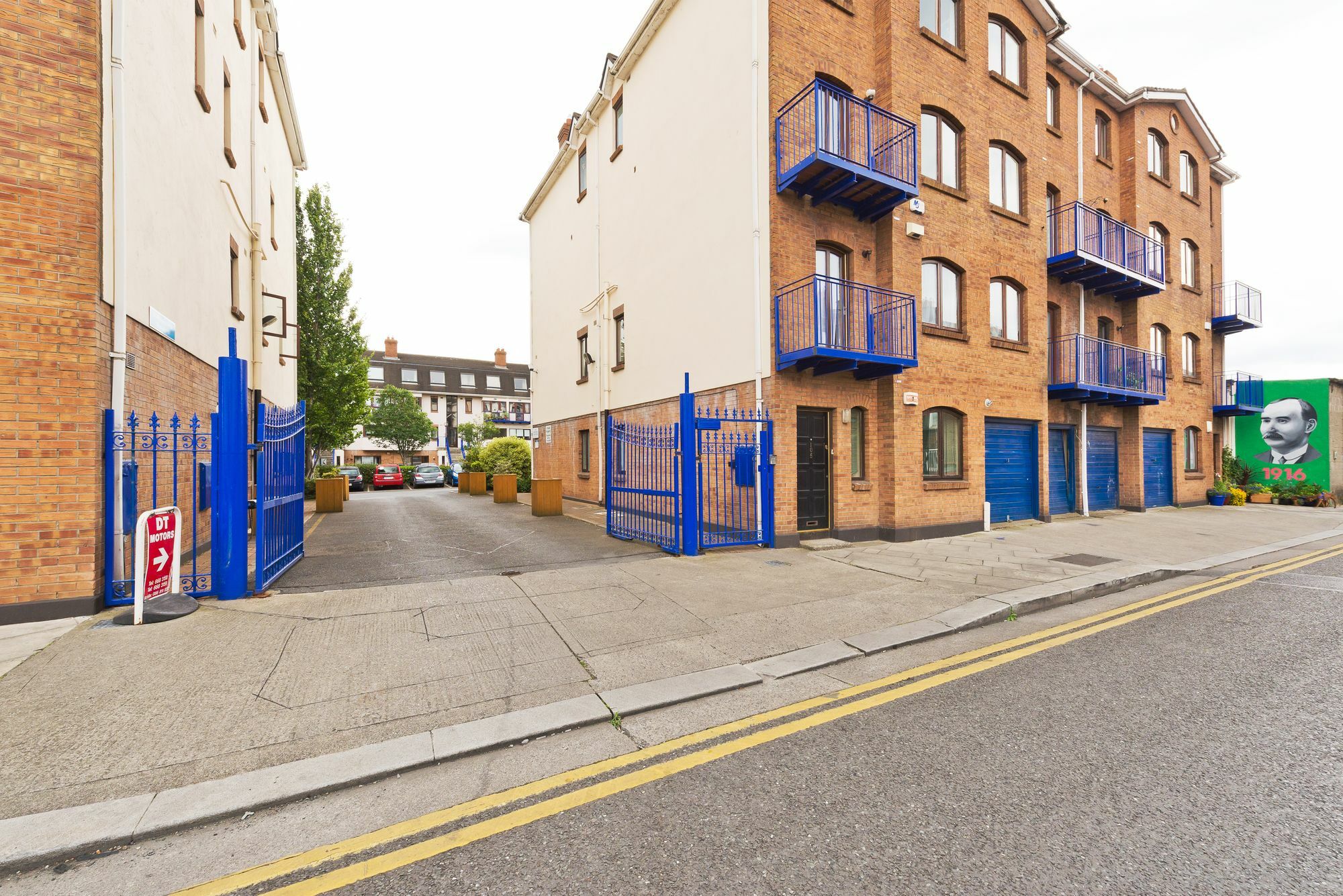 River Liffey Apartment ダブリン エクステリア 写真